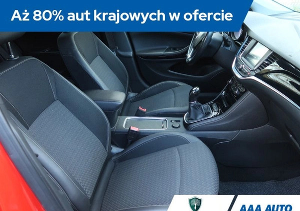 Opel Astra cena 52000 przebieg: 84074, rok produkcji 2016 z Szczawnica małe 301